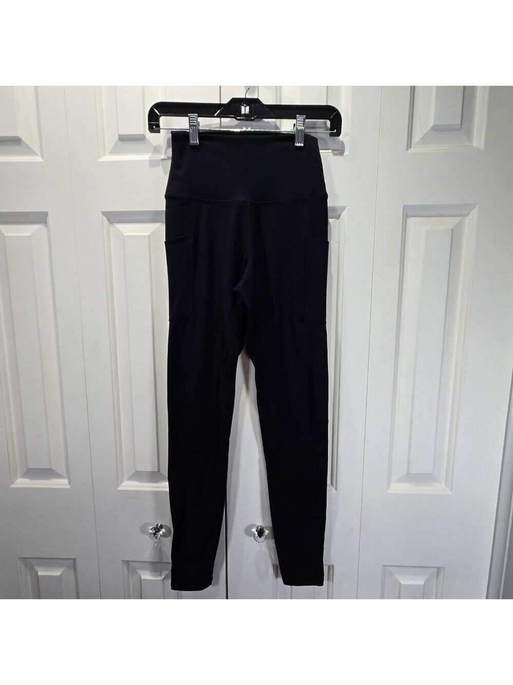 New Sunzel Women’s Black Leggings with Side Pockets – Size X-Small